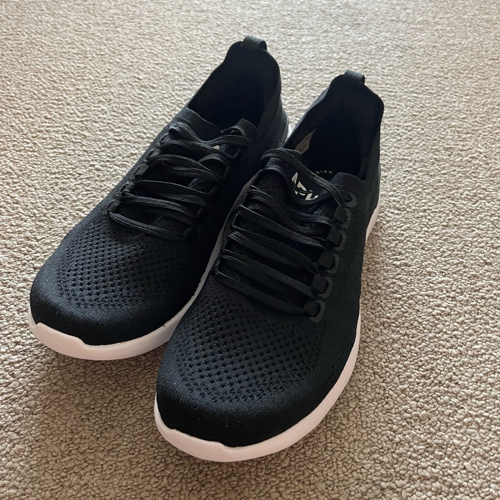 APL Women’s TechLoom Breeze Black / White (No Box)